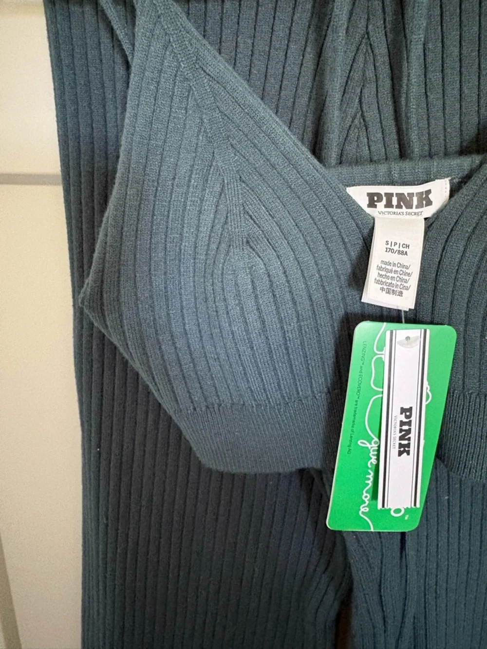 PINKVictoria's Secret Ribbed Knit Wide-Leg Pants in green with matching bralette - Picture 2 of 4
